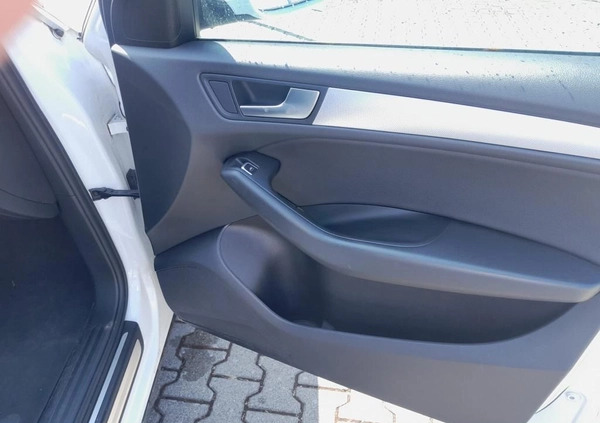 Audi Q5 cena 75900 przebieg: 147000, rok produkcji 2014 z Biłgoraj małe 137